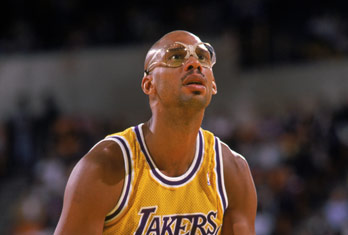 19投狂轰38分7助！女篮后卫线又杀出一王牌：宫鲁鸣这次看走眼了（19投砍下38分7助！女篮后场再出王牌：宫鲁鸣这回看走了眼）