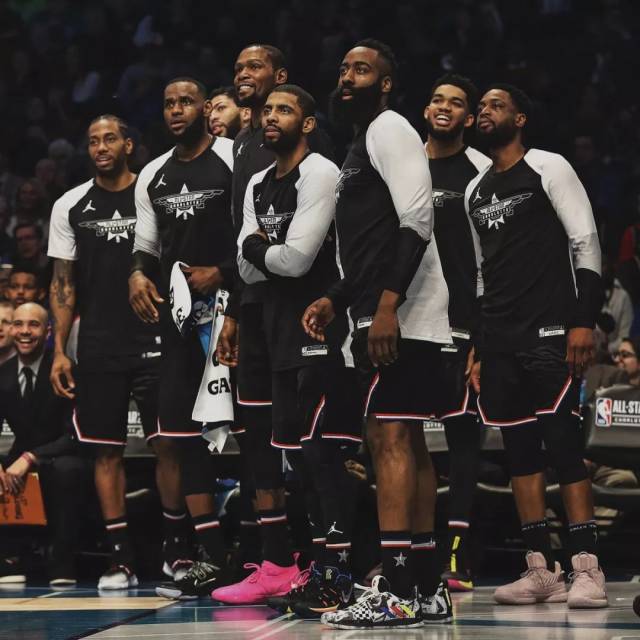 世界杯诡事录之抽签篇：重温国足被抽出的那一刻（世界杯异闻录·抽签记：再现国足被念到的瞬间）