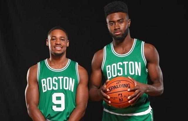 川超联赛公布多起争议判罚评议结果，多位裁判被停哨（川超联赛通报争议判罚评议结果：多名裁判被暂停执法）