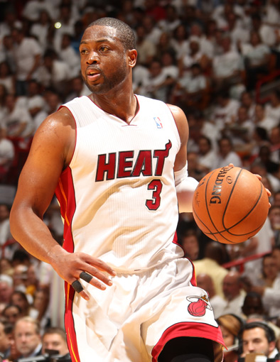 76场比赛10个帽子戏法，凯恩帽子戏法数来到德甲历史第五（76战10次戴帽，凯恩帽子戏法数升至德甲历史第5）