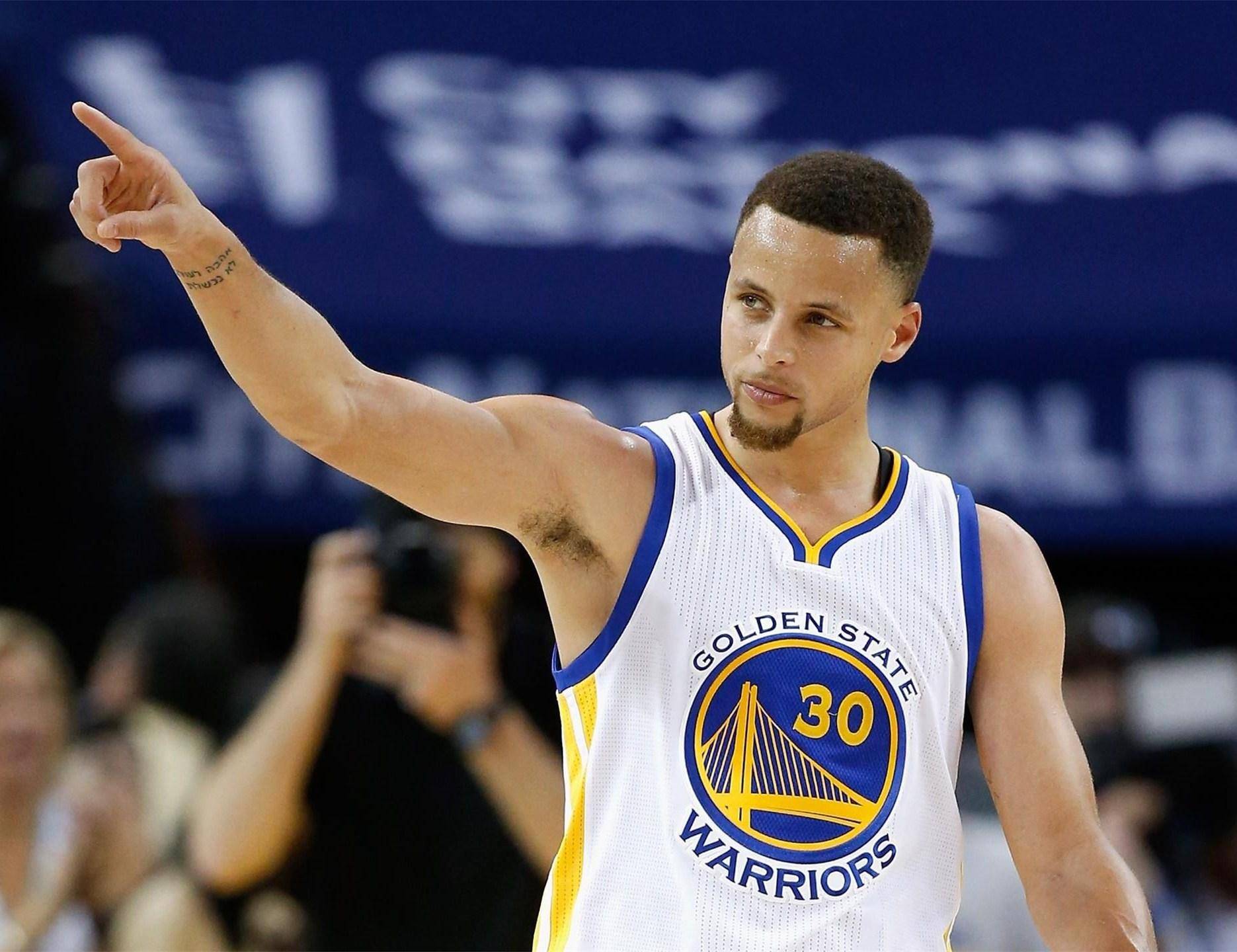 地上足球：曼城放水仍然小胜？只有齐达内能拯救这支皇马！（地面传控：曼城疑似留力仍险胜？皇马恐唯齐达内可救！）