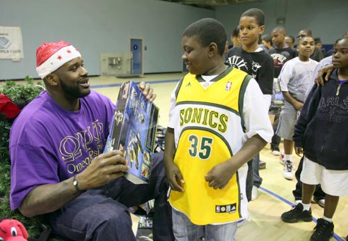 40多位体操爱好者在厦考级！难？并不难（40余名体操爱好者在厦门考级：难吗？并不难）