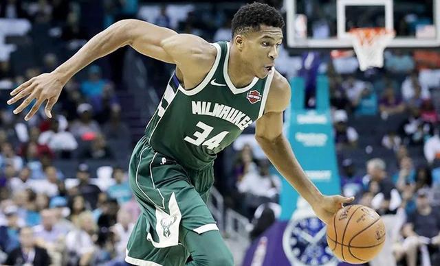 张宁和原帅合计8投0中只得1分，上赛季场均合砍28.9分（张宁、原帅8投全失仅得1分，上赛季二人场均合计28.9分）