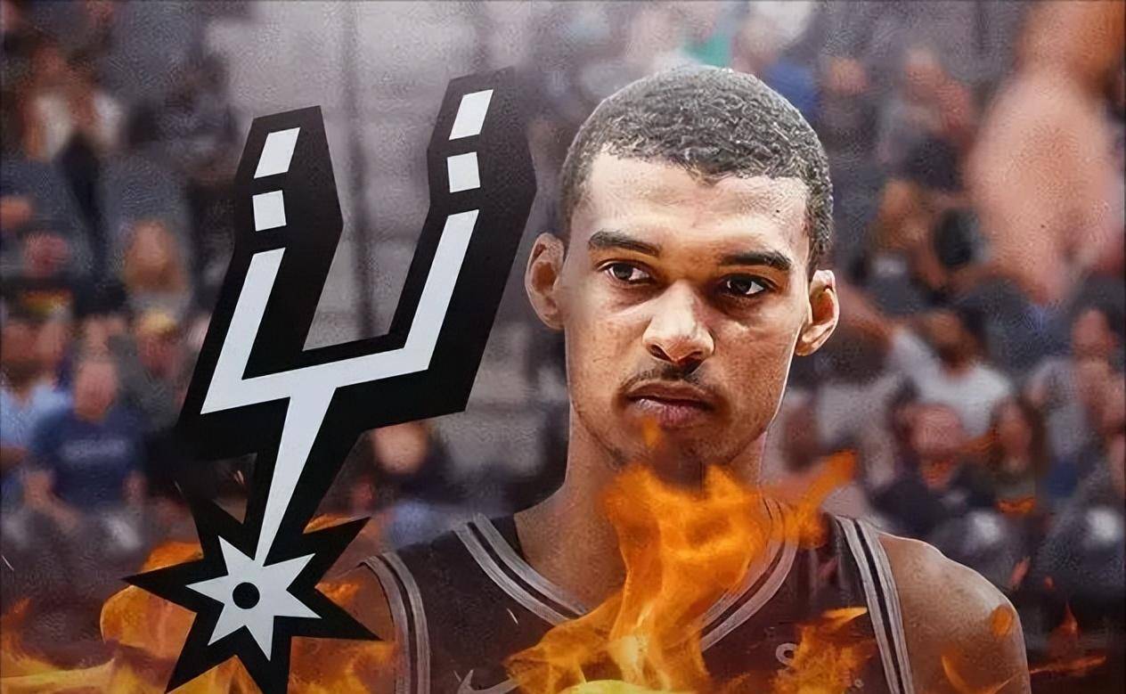 德天空：皇马输球后阿隆索不会遭解雇，将继续指挥周末联赛（德天空：尽管皇马失利，阿隆索不会下课，仍将执教本周末联赛）